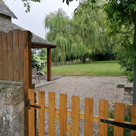 Grande Maison En Pierre Avec Plan D'eau, Jardin Cloture, Cheminee, Et Activites De Plein Air - Fr-1-600-159 Holiday home Brece (Mayenne)